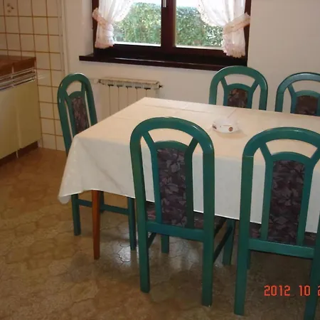 Ruhige Klimic Mit Garten * Umag